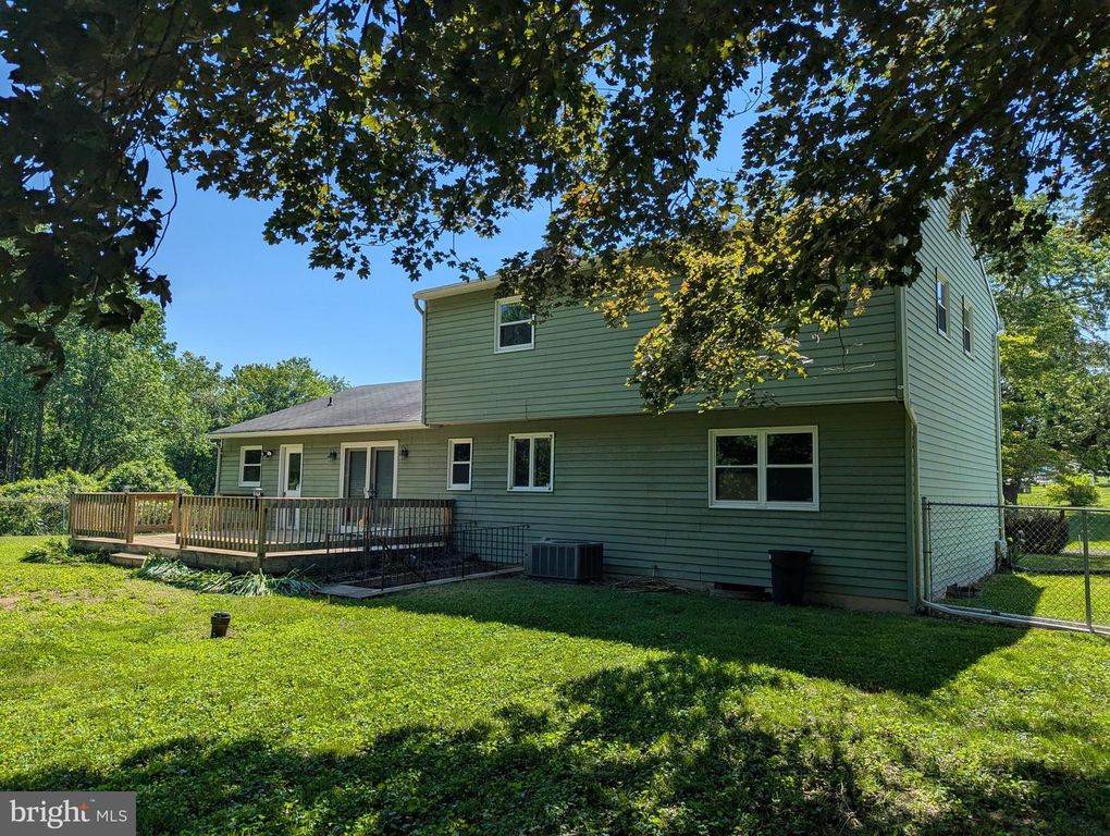 Image 16 of property listing at 2408 DIXIE LN, Forest Hill, MD 21050