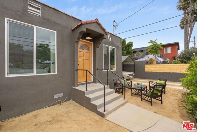 3875 Middlebury Street, Los Angeles, CA 90004
