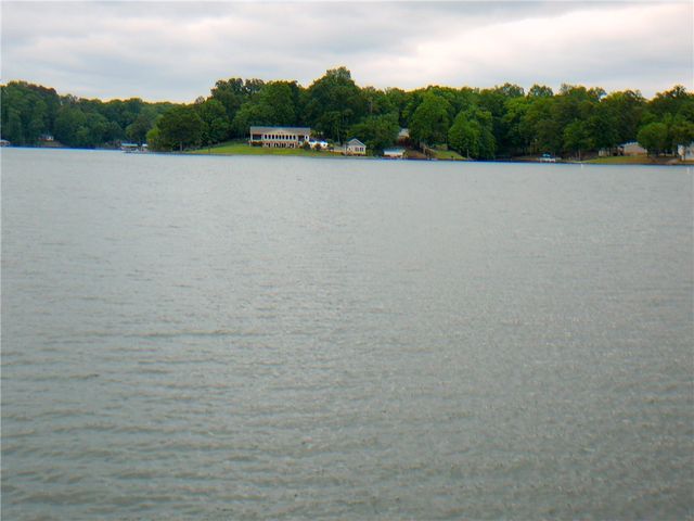 34 Owens Point, Abbeville, SC 29620