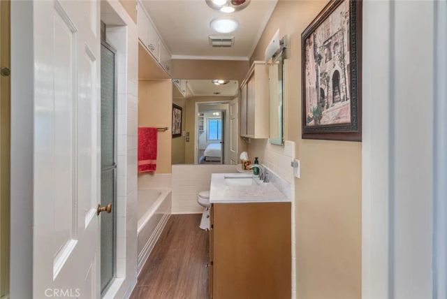 517 S Griffith Park, Burbank, CA 91506