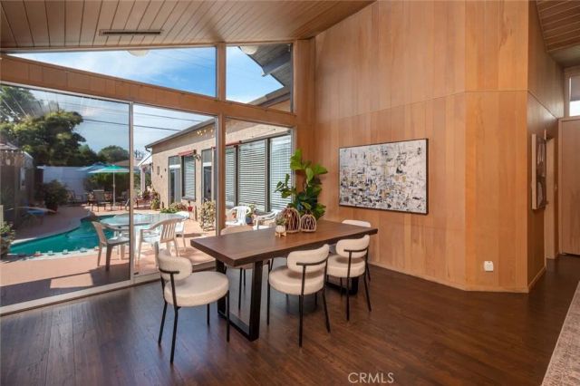 517 S Griffith Park, Burbank, CA 91506