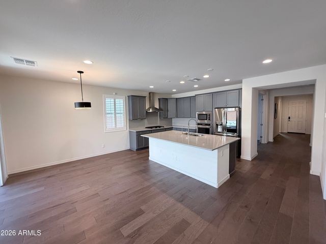 2030 W Sierra Sunset Trail, Phoenix, AZ 85085