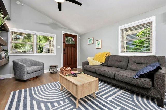 677 Holmes Street NW, Atlanta, GA 30318