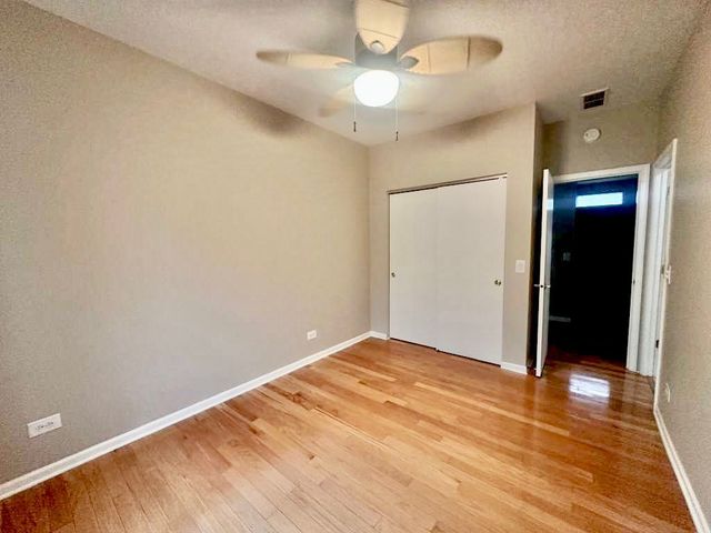 54 Rocking Horse Lane, Grayslake, IL 60030