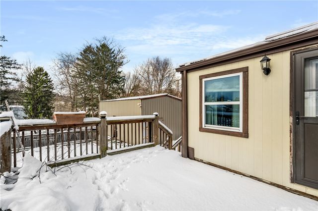 109 N Main St, Houston, PA 15342