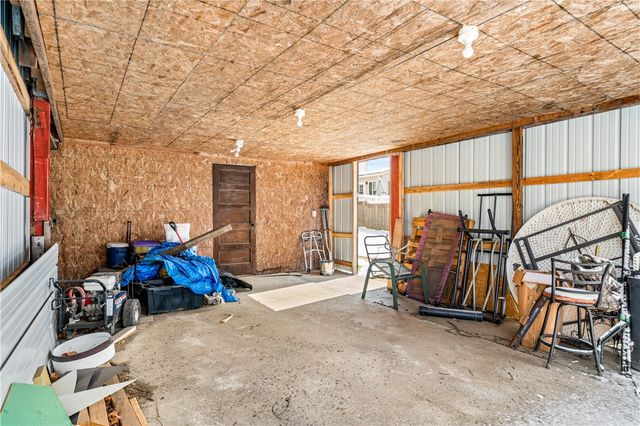 109 N Main St, Houston, PA 15342