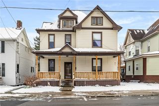 109 N Main St, Houston, PA 15342