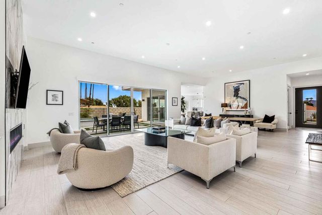 72985 Somera Road, Palm Desert, CA 92260