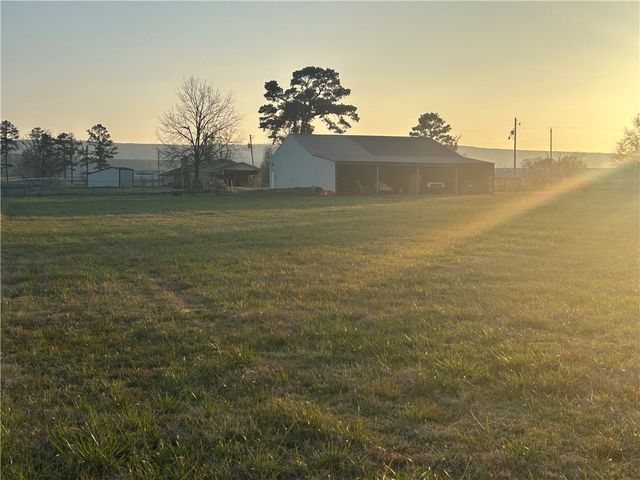 10390 Eden Road, Ola, AR 72853