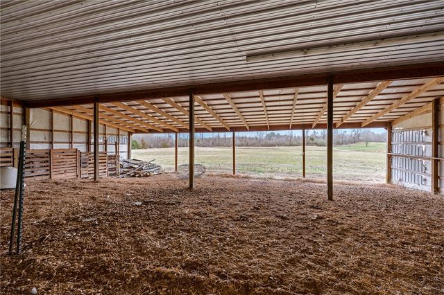 10390 Eden Road, Ola, AR 72853