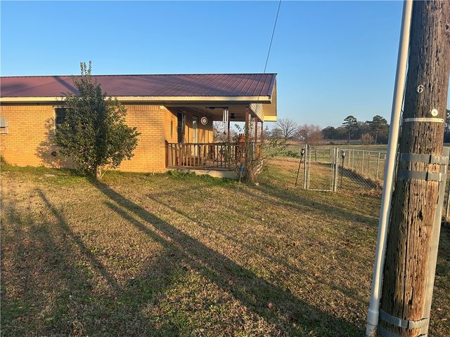 10390 Eden Road, Ola, AR 72853