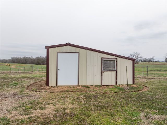 10390 Eden Road, Ola, AR 72853