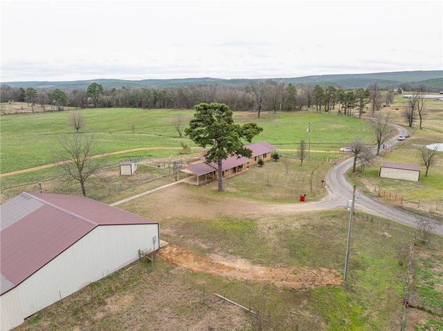 10390 Eden Road, Ola, AR 72853