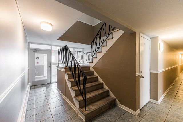 680 Marilyn Avenue 6-206, Glendale Heights, IL 60139