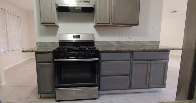 1930 Pepperwood Lane, Houston, TX 77084