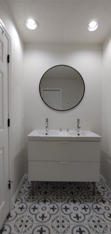 1930 Pepperwood Lane, Houston, TX 77084