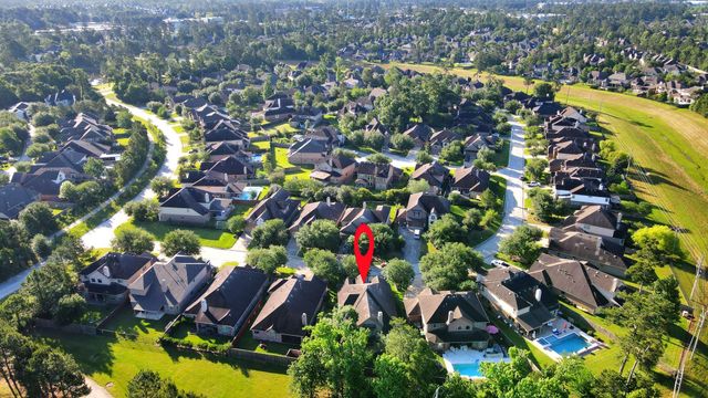 143 W Wading Pond Circle, Tomball, TX 77375
