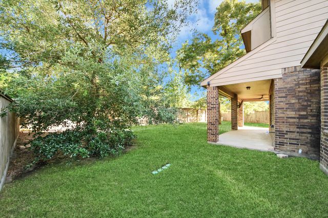 143 W Wading Pond Circle, Tomball, TX 77375