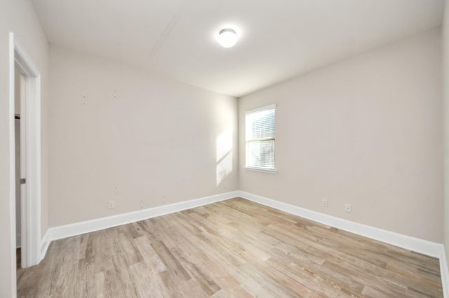 143 W Wading Pond Circle, Tomball, TX 77375