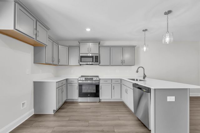 133 Quarry Point Dr C133, Clarksville, TN 37043