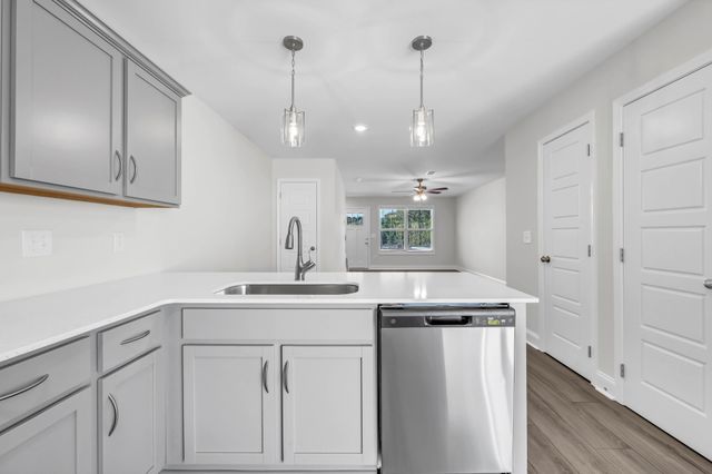 133 Quarry Point Dr C133, Clarksville, TN 37043