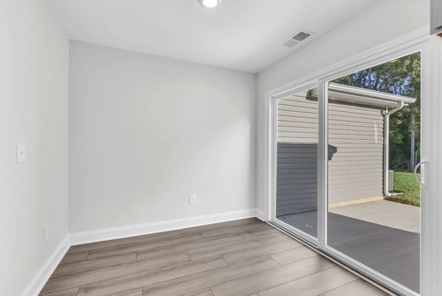 133 Quarry Point Dr C133, Clarksville, TN 37043