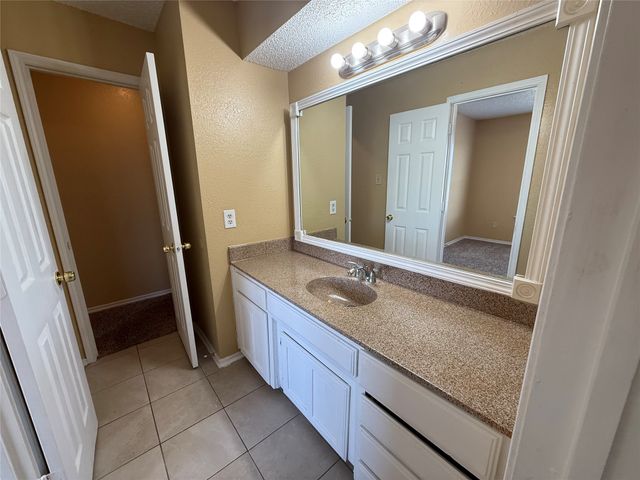 2626 Sherry Street, Arlington, TX 76014