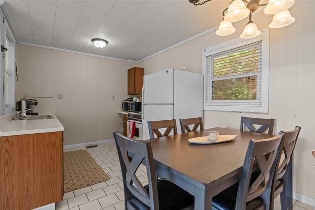 38 Lakeland Rd, Waverly, TN 37185