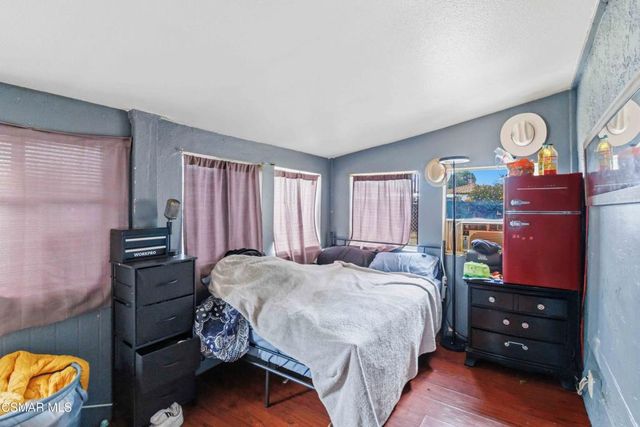 2874 School Street, Simi Valley, CA 93065