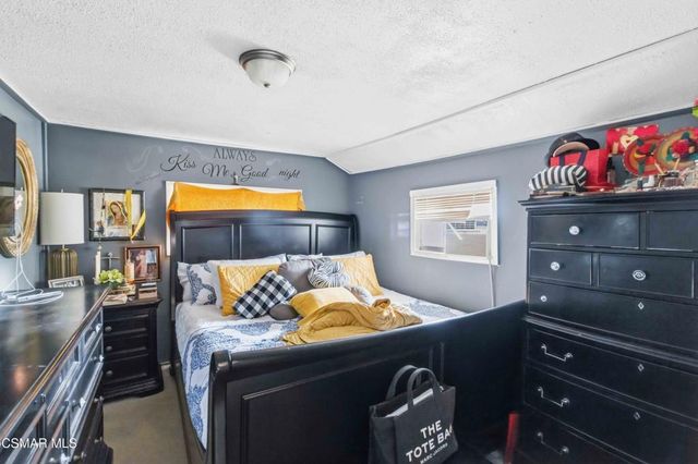 2874 School Street, Simi Valley, CA 93065