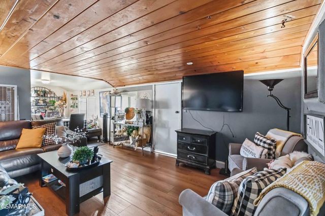 2874 School Street, Simi Valley, CA 93065