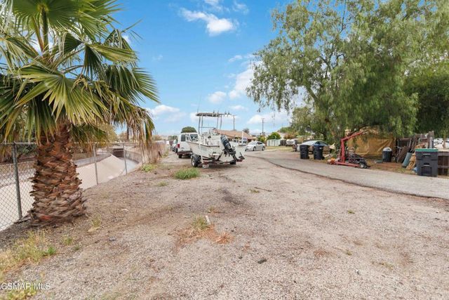 2874 School Street, Simi Valley, CA 93065