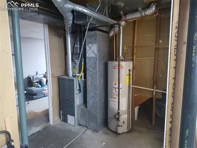 37 Massari Road, Pueblo, CO 81001