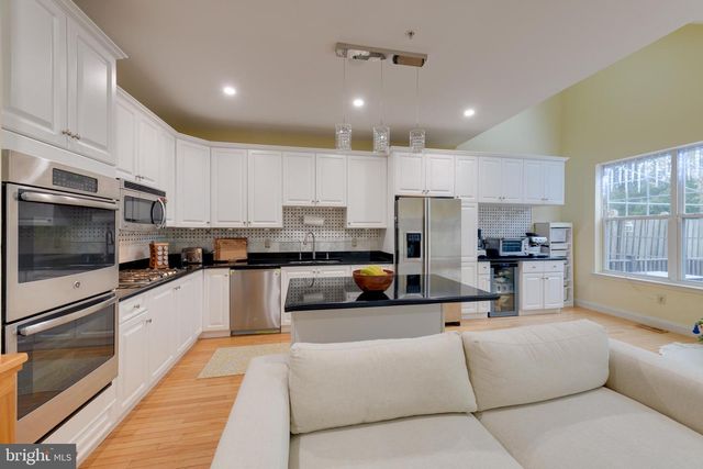 1120 BRIANS WAY, Wayne, PA 19087