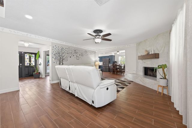 5722 Arncliffe Drive, Houston, TX 77088