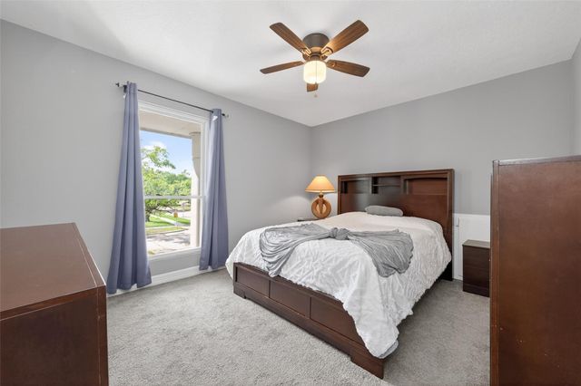 5722 Arncliffe Drive, Houston, TX 77088