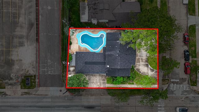 5722 Arncliffe Drive, Houston, TX 77088