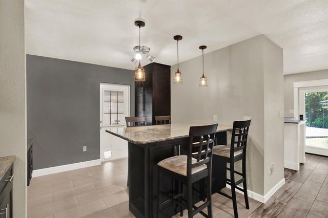 2907 W WALLACE AVENUE, Tampa, FL 33611