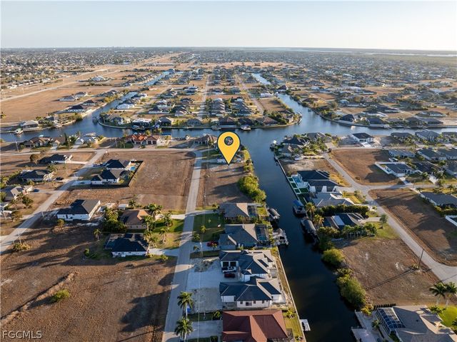 1418 NW 33rd PL, Cape Coral, FL 33993