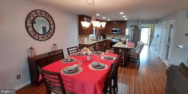 232 W PEMBROOKE DR, Smyrna, DE 19977