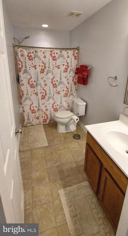 232 W PEMBROOKE DR, Smyrna, DE 19977