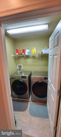 232 W PEMBROOKE DR, Smyrna, DE 19977