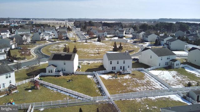 232 W PEMBROOKE DR, Smyrna, DE 19977