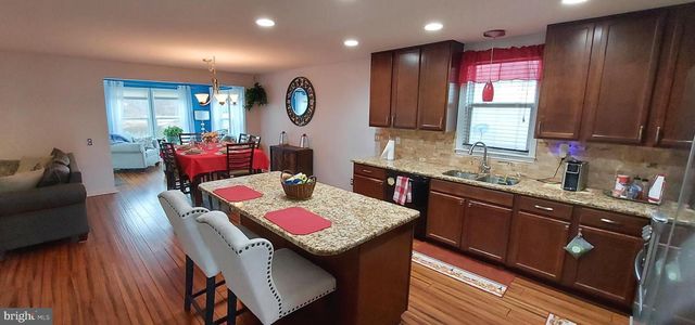 232 W PEMBROOKE DR, Smyrna, DE 19977