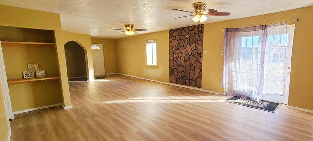513 Gabaldon Road, Belen, NM 87002