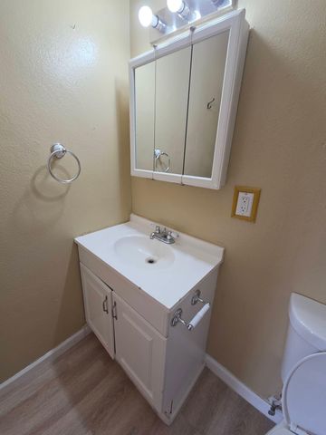 513 Gabaldon Road, Belen, NM 87002