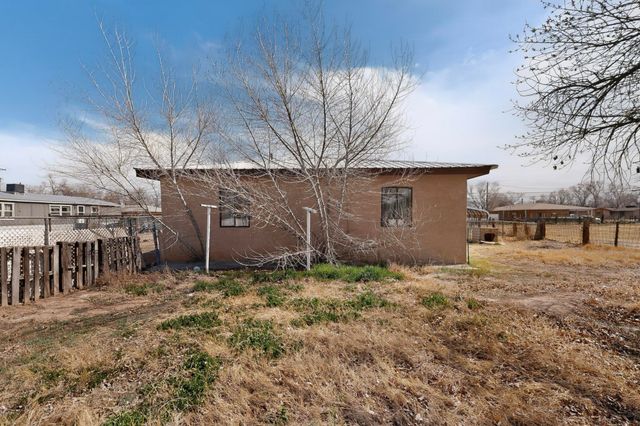 513 Gabaldon Road, Belen, NM 87002