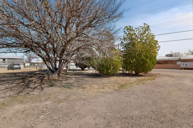 513 Gabaldon Road, Belen, NM 87002