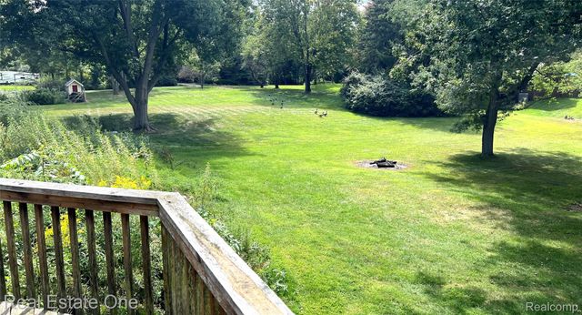 3210 Lake George Road, Oakland Charter Township, MI 48363