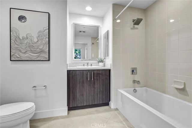 600 Rockfeller, Irvine, CA 92612